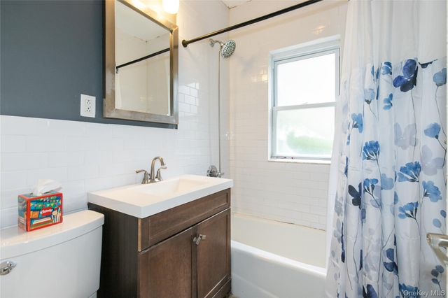 367 Summit Avenue, Cedarhurst, NY 11516