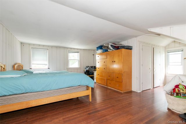 367 Summit Avenue, Cedarhurst, NY 11516