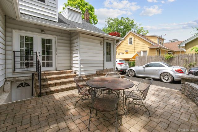 367 Summit Avenue, Cedarhurst, NY 11516