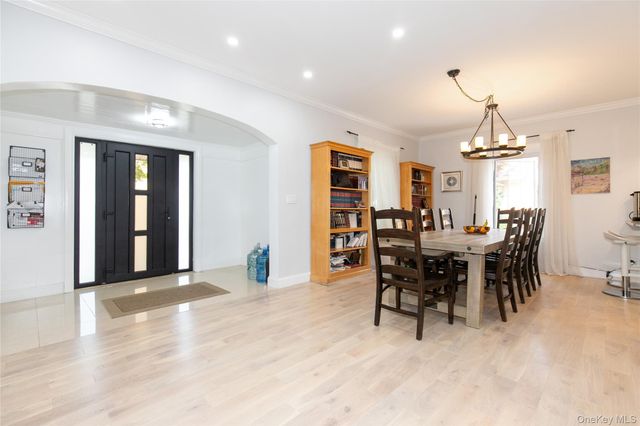 367 Summit Avenue, Cedarhurst, NY 11516