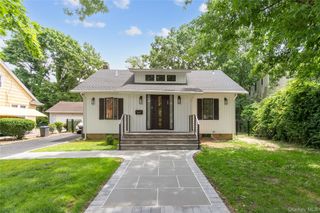 367 Summit Avenue, Cedarhurst, NY 11516