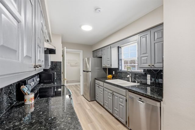 1418 Bowie Street, Garland, TX 75042