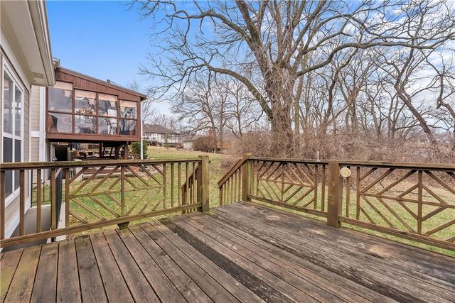 3702 S BOLGER Court, Independence, MO 64055