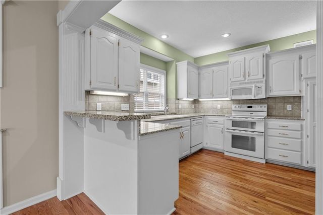 3702 S BOLGER Court, Independence, MO 64055