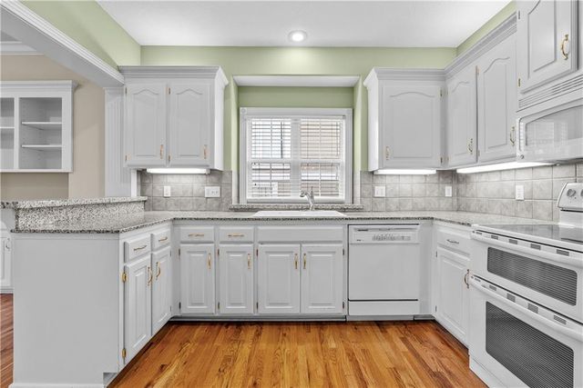 3702 S BOLGER Court, Independence, MO 64055