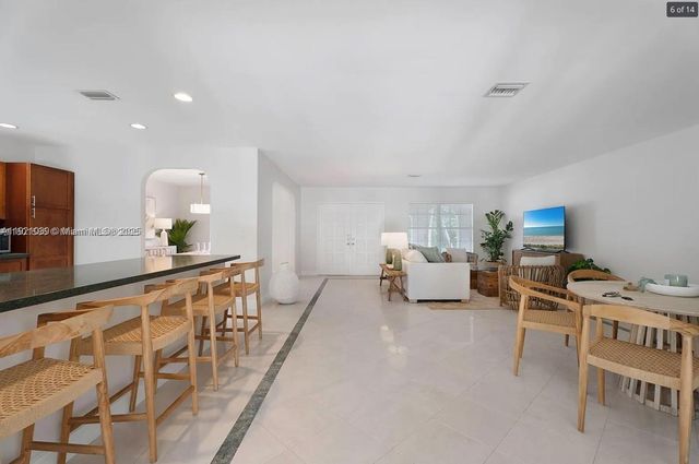 8700 SW 64th Ave -, Pinecrest, FL 33156