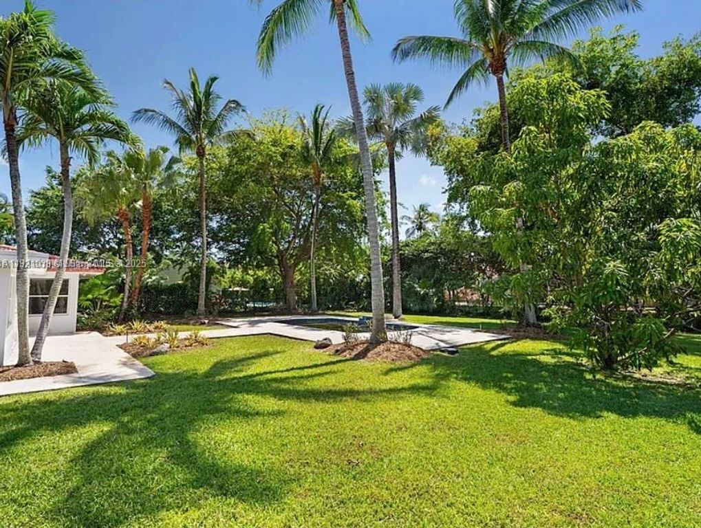 8700 SW 64th Ave -, Pinecrest, FL 33156