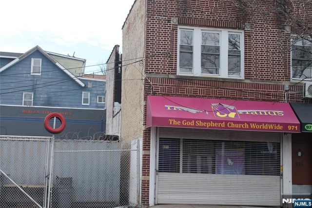 971 Bergen Street 967, Newark, NJ 07112