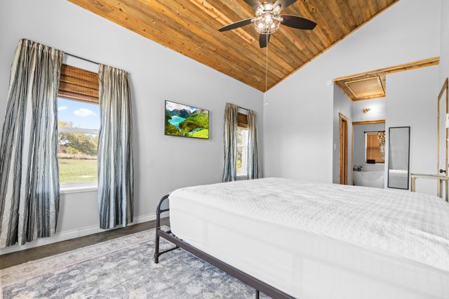 5045 Private Road 42125, Evant, TX 76525