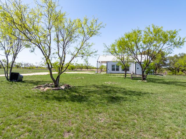 5045 Private Road 42125, Evant, TX 76525