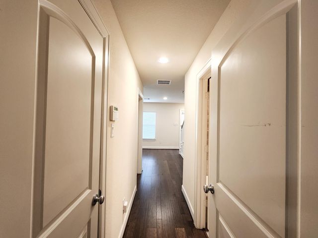 10717 Madden Oaks Place, Houston, TX 77043