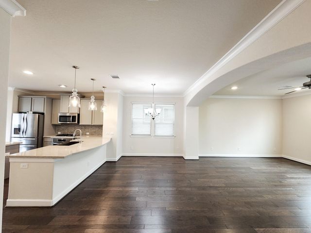 10717 Madden Oaks Place, Houston, TX 77043