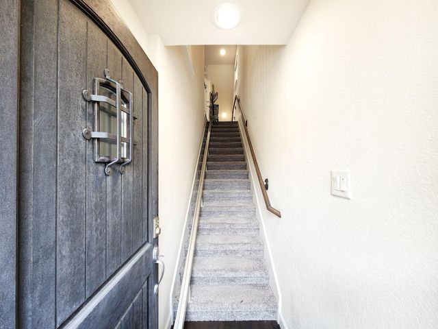 10717 Madden Oaks Place, Houston, TX 77043