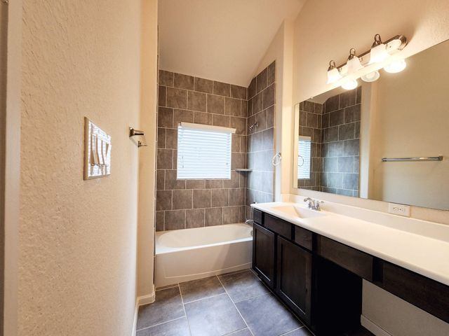 10717 Madden Oaks Place, Houston, TX 77043