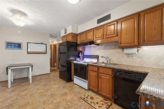 7210 Snaffle Ln, Mechanicsville, VA 23111