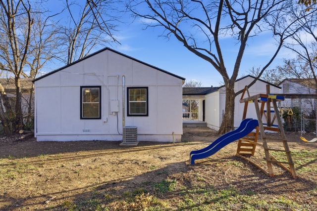 317 W 48th Street N, Tulsa, OK 74126