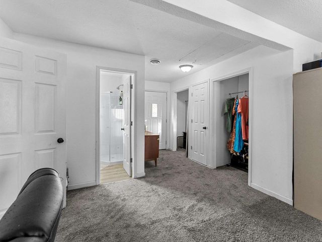 914 S 35th Street, Manitowoc, WI 54220