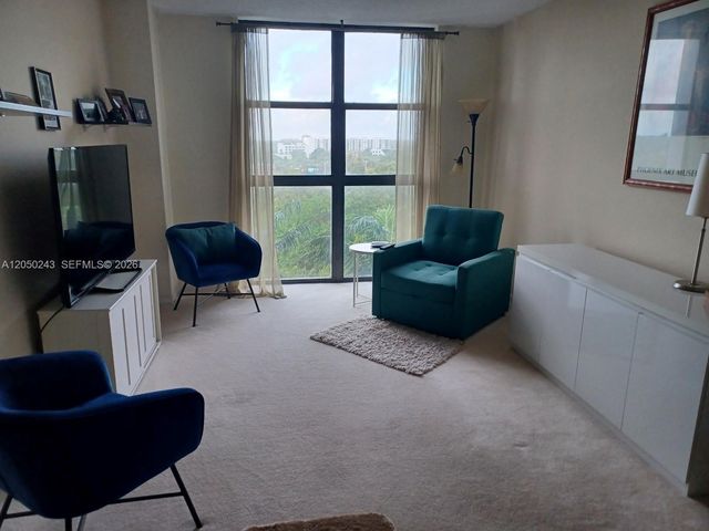 2000 Towerside Terrace 905, Miami, FL 33138