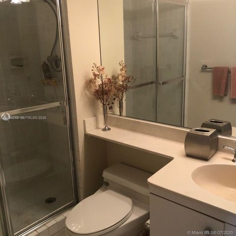 2000 Towerside Terrace 905, Miami, FL 33138