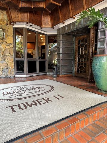 2000 Towerside Terrace 905, Miami, FL 33138