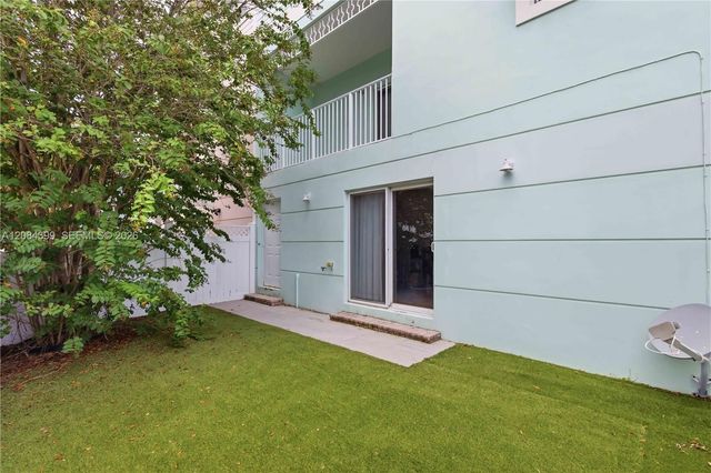 479 NE 1st Street, Pompano Beach, FL 33060