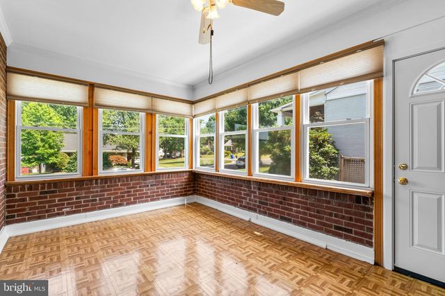 9212 CHANUTE DR, Bethesda, MD 20814