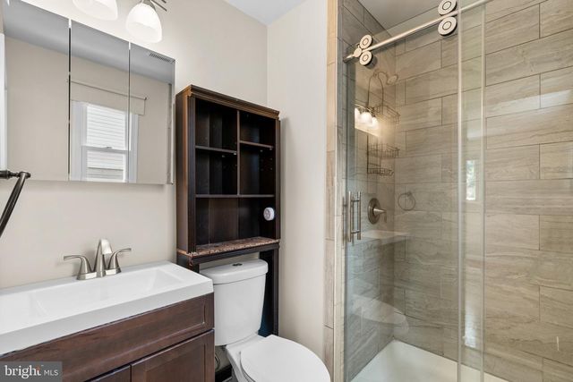 9212 CHANUTE DR, Bethesda, MD 20814