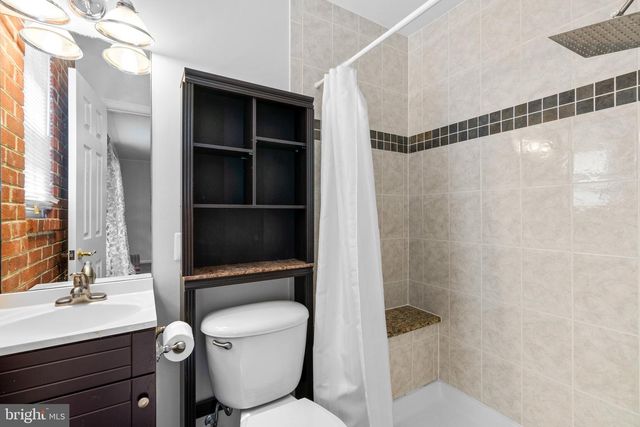 9212 CHANUTE DR, Bethesda, MD 20814