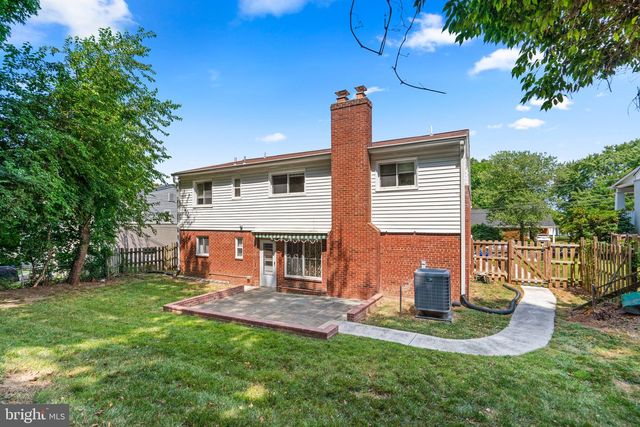 9212 CHANUTE DR, Bethesda, MD 20814