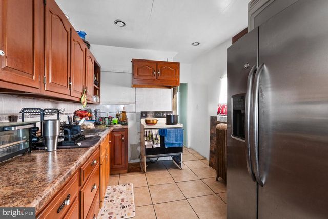 704 N 13TH ST, Reading, PA 19604