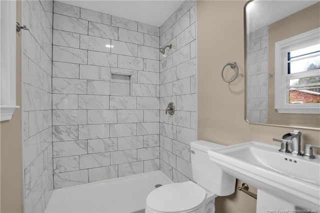 835 Durwood Drive, Fayetteville, NC 28311