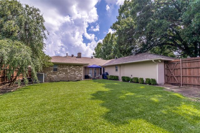 7429 La Manga Drive, Dallas, TX 75248