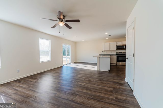 307 Gazebo Drive, Bonaire, GA 31005