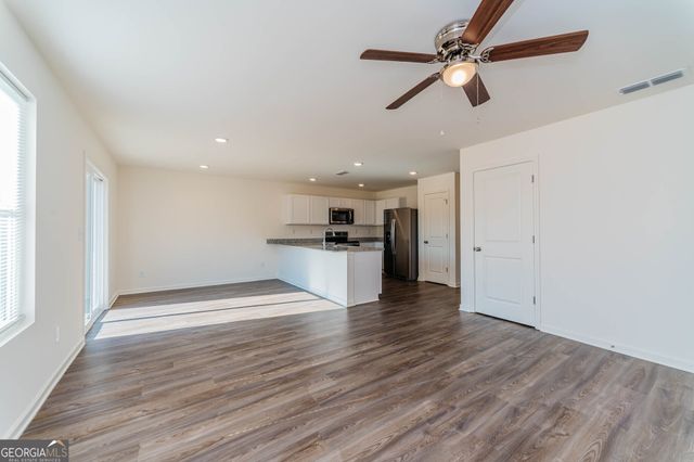 307 Gazebo Drive, Bonaire, GA 31005