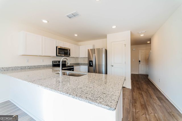 307 Gazebo Drive, Bonaire, GA 31005