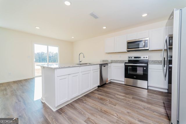 307 Gazebo Drive, Bonaire, GA 31005