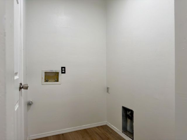 1672 Domain Loop SE, Rio Rancho, NM 87124
