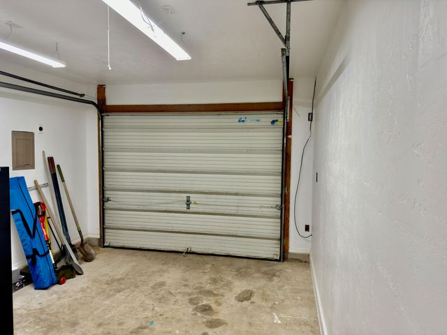 1672 Domain Loop SE, Rio Rancho, NM 87124