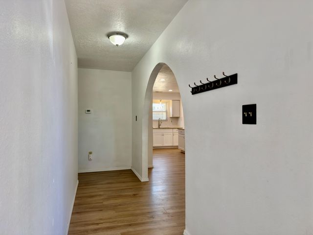 1672 Domain Loop SE, Rio Rancho, NM 87124