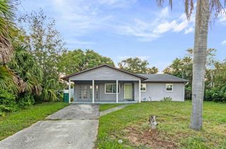 1111 SOUTH STREET, Eustis, FL 32726