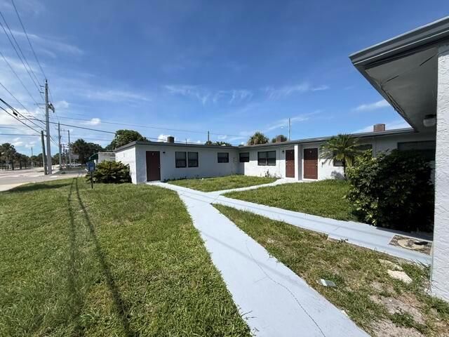 2840 Avenue S, West Palm Beach, FL 33404