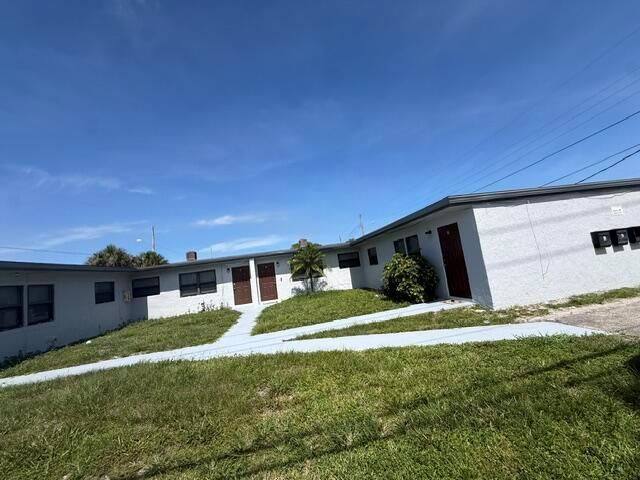 2840 Avenue S, West Palm Beach, FL 33404