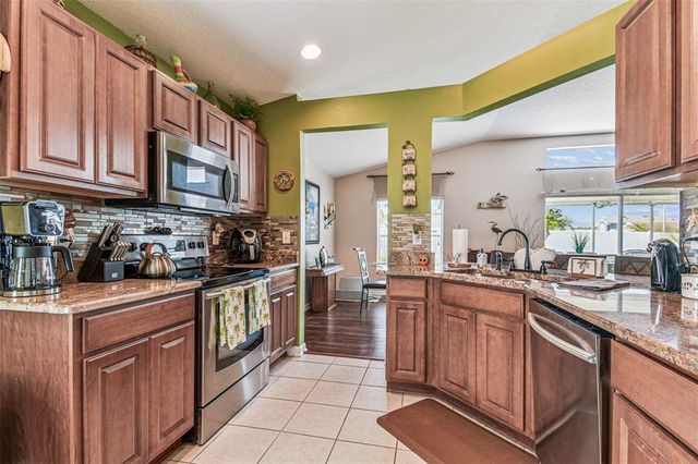 30400 RANDALL MANOR STREET, Wesley Chapel, FL 33545