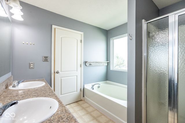 19383 Kailey Way, Noblesville, IN 46062