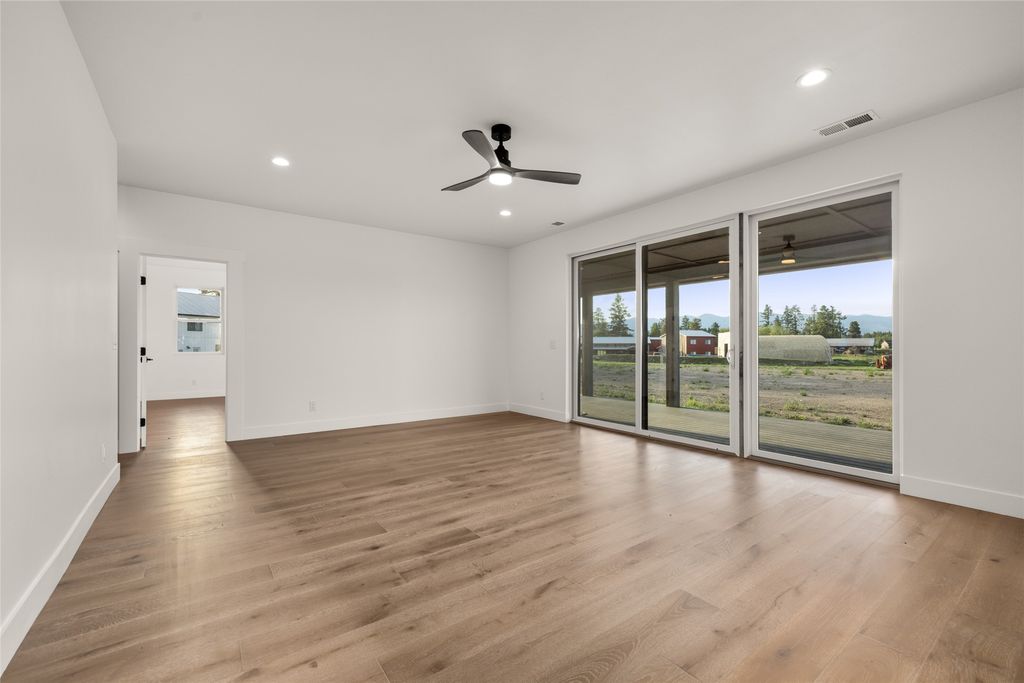 211 Cowboy Drive, Columbia Falls, MT 59912 photo 17