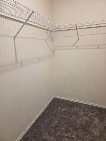 25679 N Cherokee Ln, Galt, CA 95632