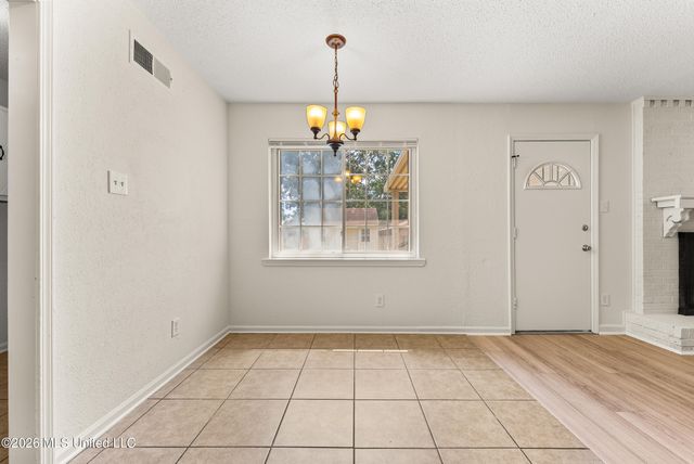 3855 Hilltop Drive, Horn Lake, MS 38637