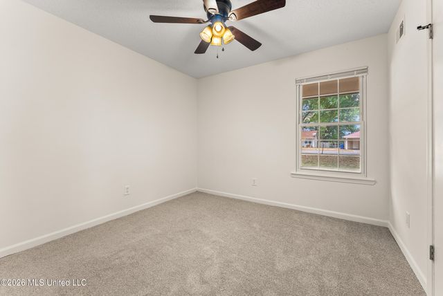 3855 Hilltop Drive, Horn Lake, MS 38637