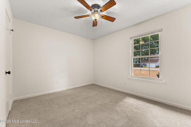 3855 Hilltop Drive, Horn Lake, MS 38637