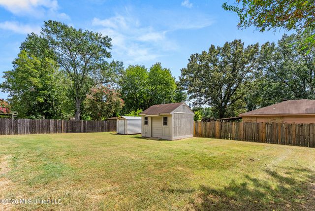 3855 Hilltop Drive, Horn Lake, MS 38637